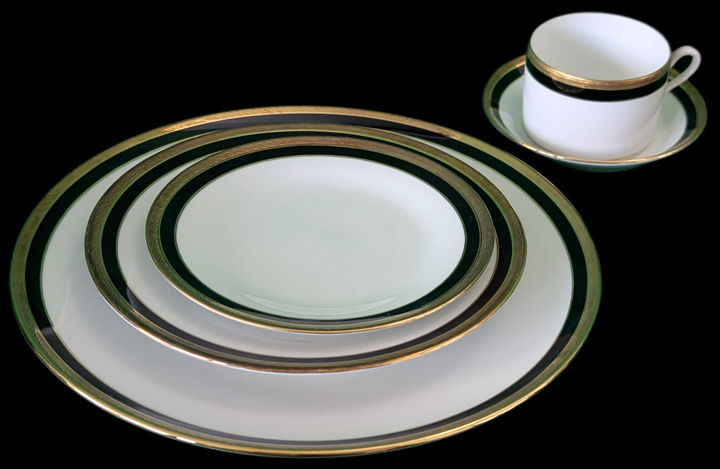 4 Richard Ginori, Italy Fine China, Palermo Black Pattern - 5 Pc. Place Settings