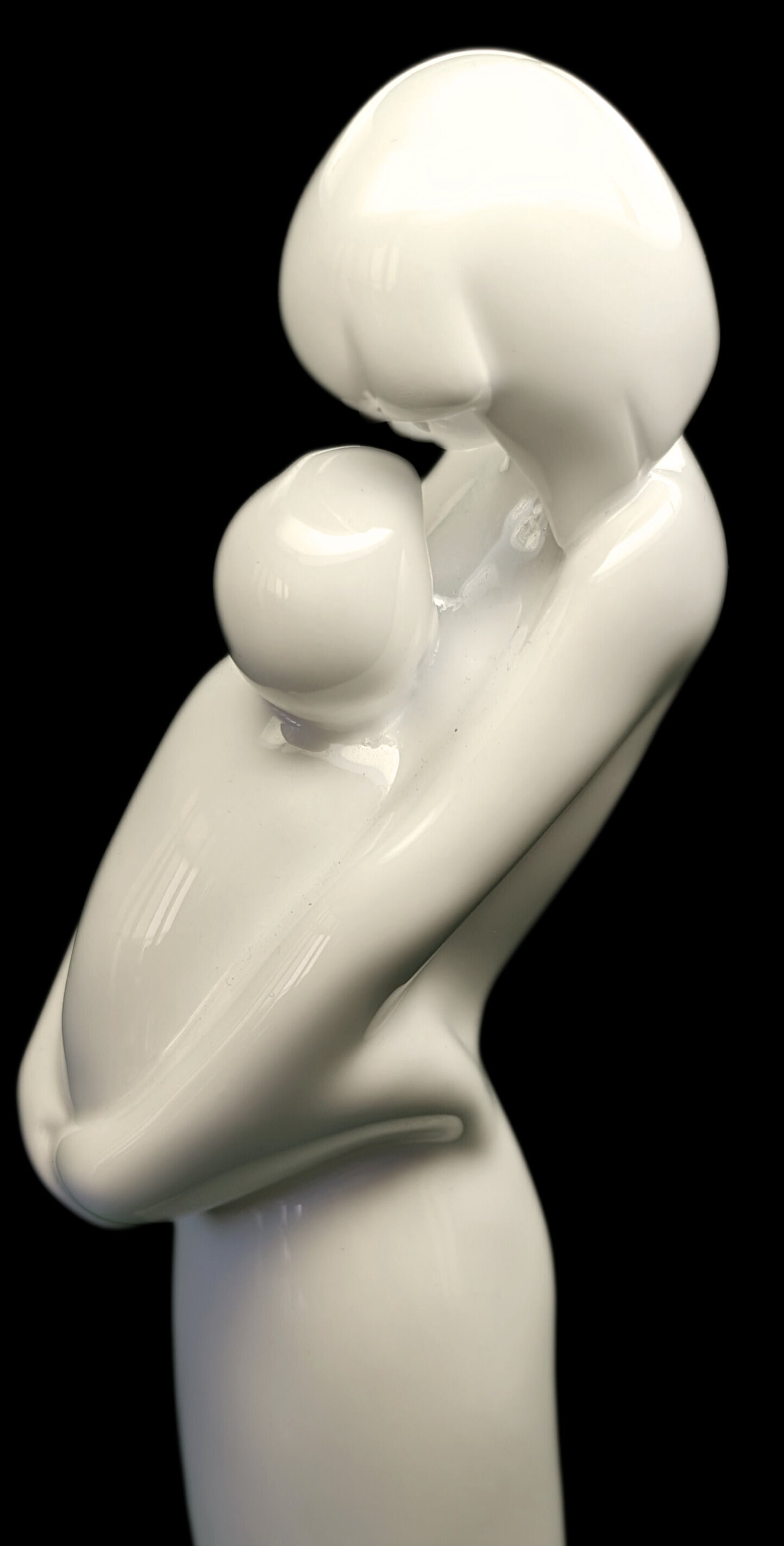 ROYAL DOULTON Fine Bone China Figurine - "Loving You" - Images Collection