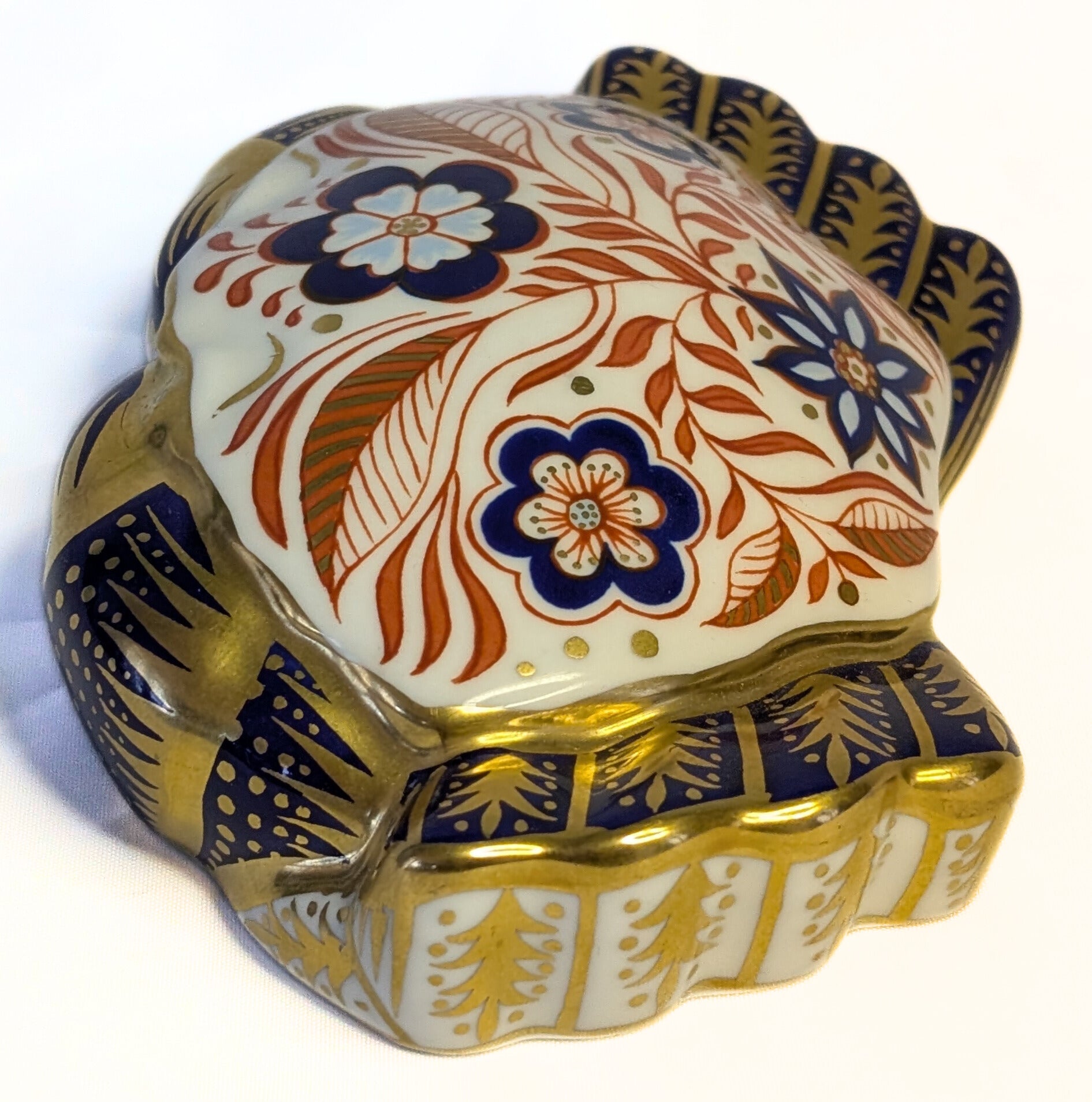 ROYAL CROWN DERBY Fine Bone China Paperweight Figurine - Imari Crab