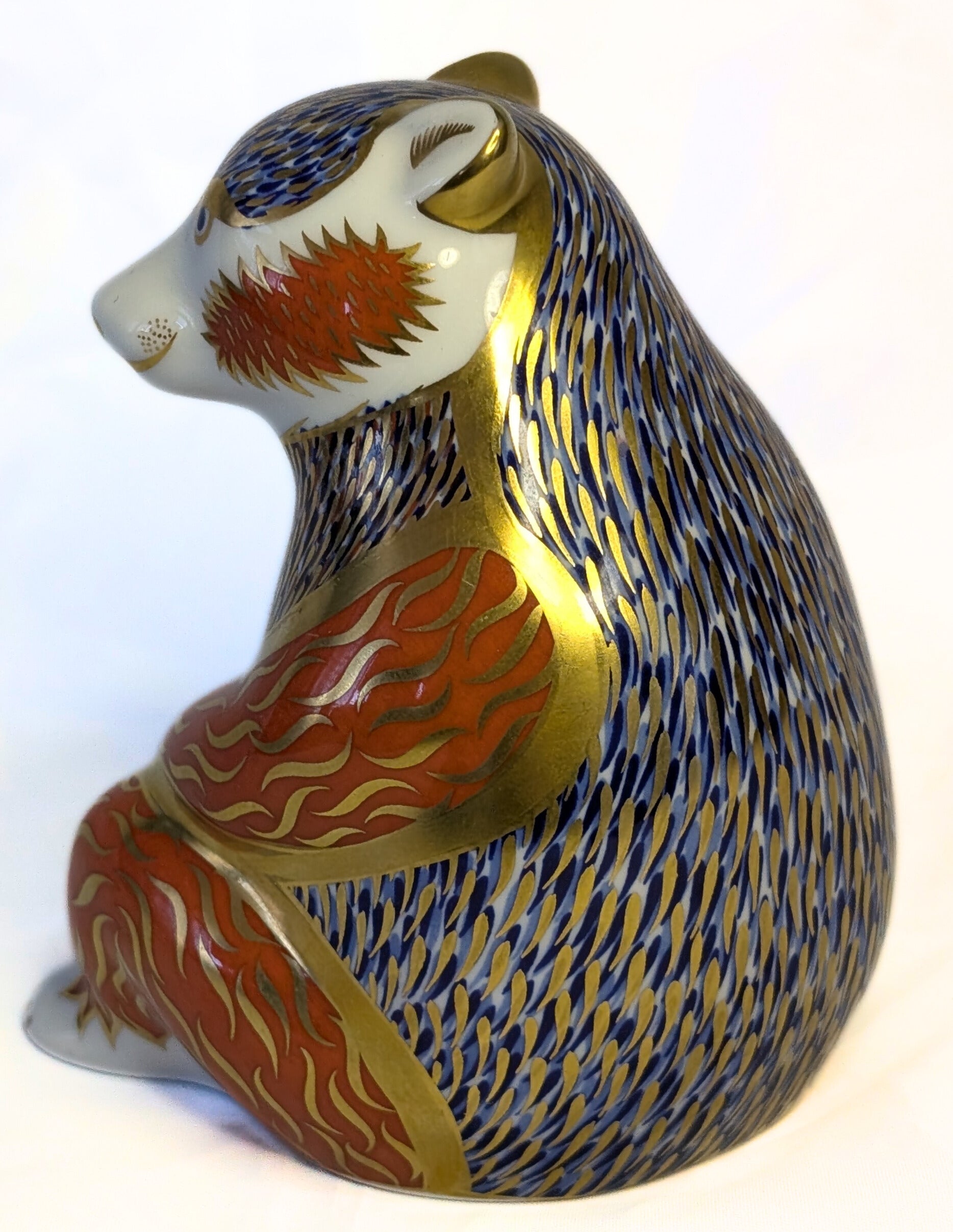 ROYAL CROWN DERBY Fine Bone China Paperweight Figurine - Honey Bear
