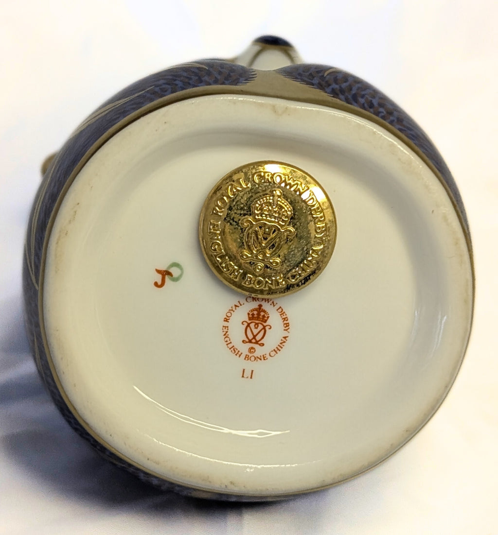 ROYAL CROWN DERBY Fine Bone China Paperweight Figurine - Koala