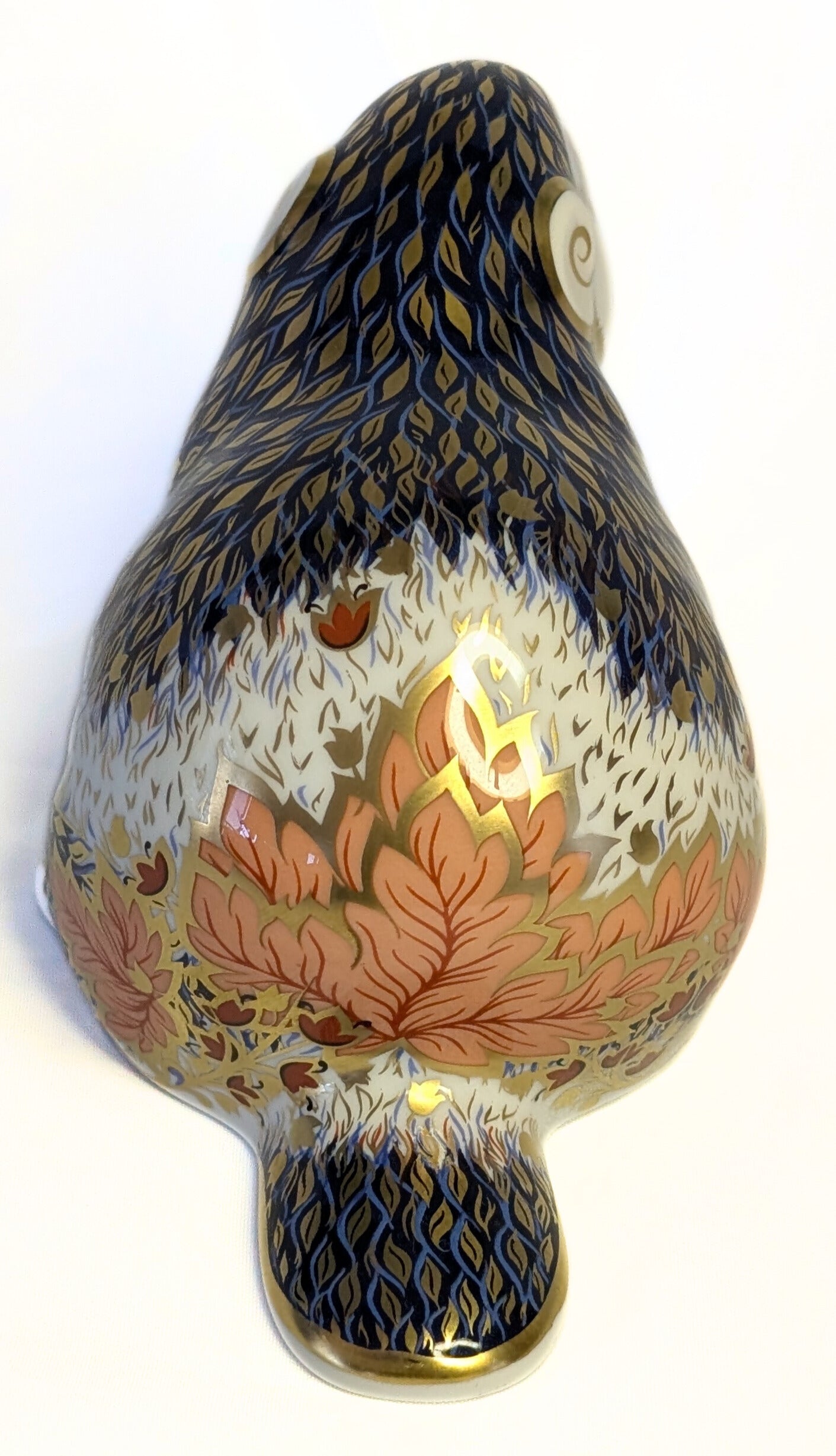 ROYAL CROWN DERBY Fine Bone China Paperweight Figurine - Riverbank Beaver