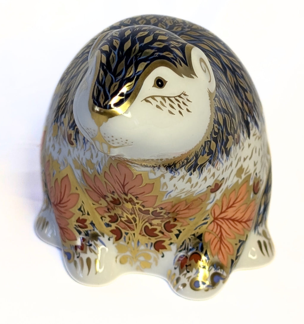 ROYAL CROWN DERBY Fine Bone China Paperweight Figurine - Riverbank Beaver
