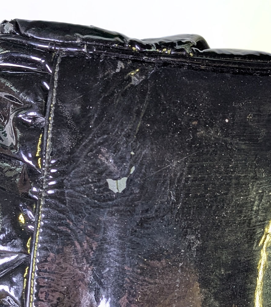 Vintage GUCCI Hysteria Patent Leather Handbag - Black with Gold