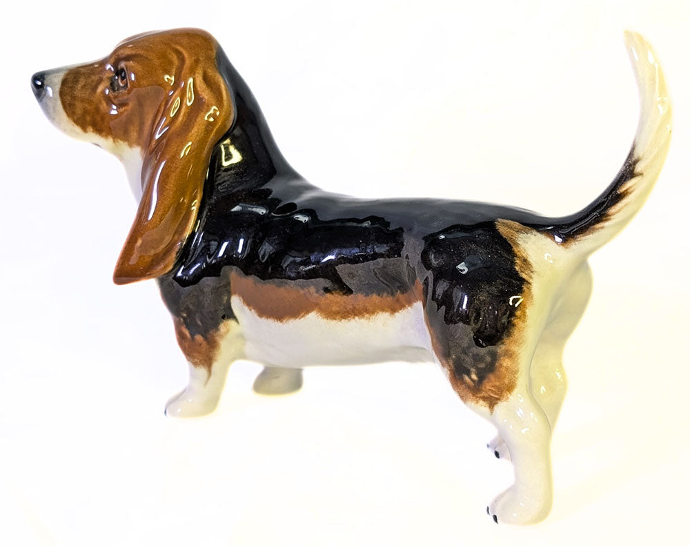 Vintage BESWICK Ceramic Dog Figurine - Made in England - 7.5"