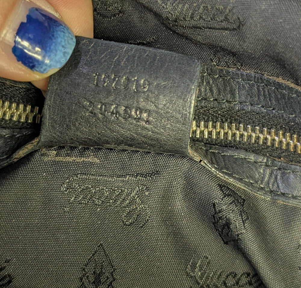 Vintage GUCCI Hysteria Patent Leather Handbag - Black with Gold