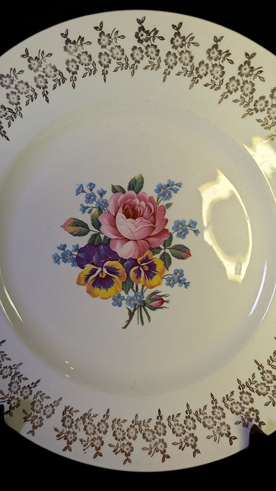 Empire Porcelain - Staffordshire - Golden Bouquet - Dinner Plate - 22 Kt