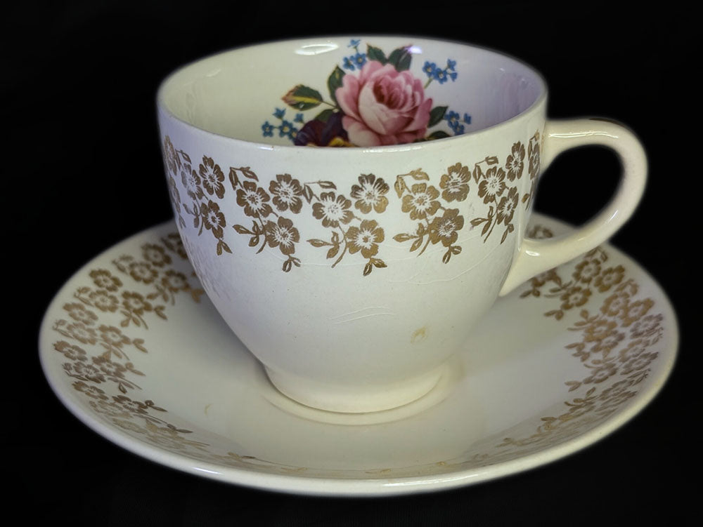 Empire Porcelain - Staffordshire - Golden Bouquet - 4 Pc Place Setting - 22 Kt