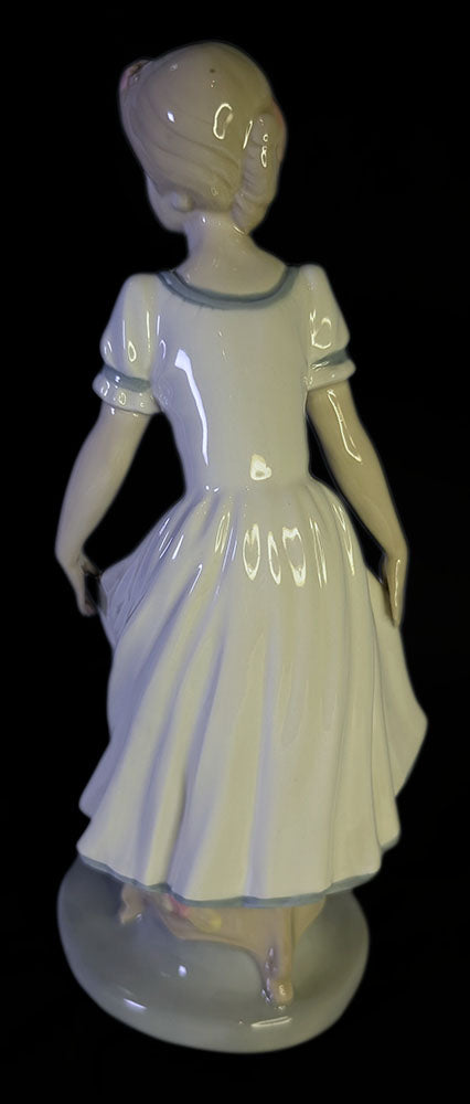 Rex Valencia D'Avila Porcelain Figurine - Limited Edition of 5000 - Young Girl