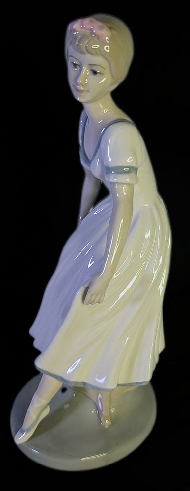 Rex Valencia D'Avila Porcelain Figurine - Limited Edition of 5000 - Young Girl