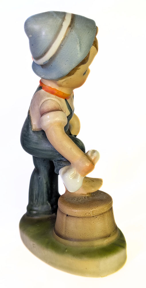 "Just Kids" Porcelain Figurine by Inarco - Cleveland Ohio, 1964 - E-190