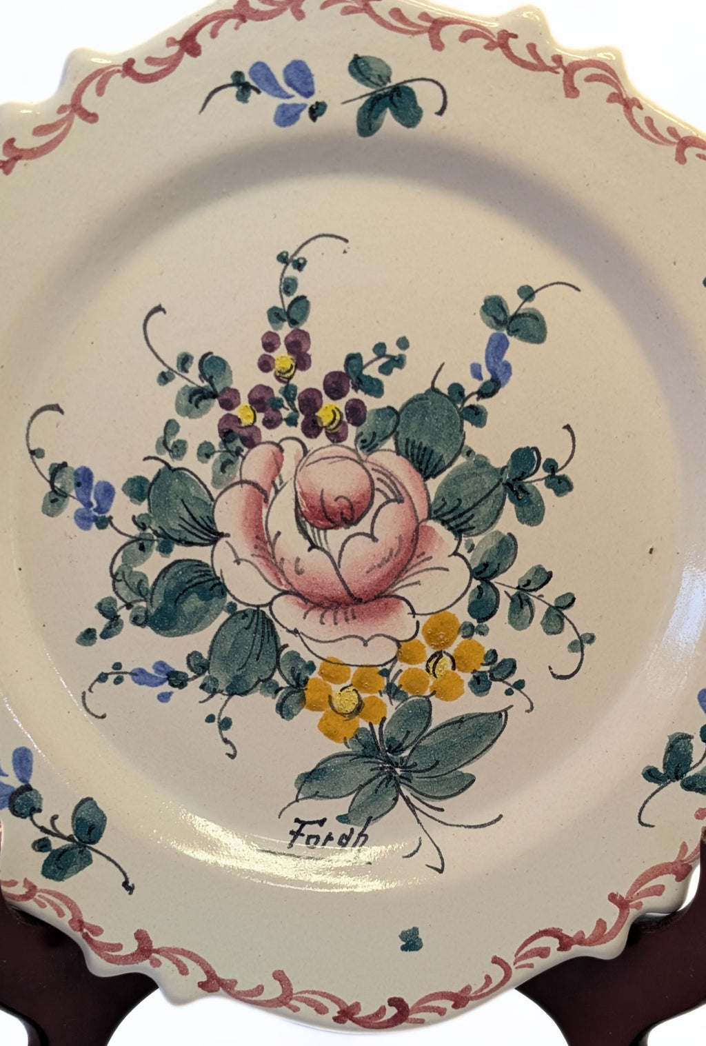 8" Creamware Plate - Leeds Design - Signed Forah - Simple  Bouquet