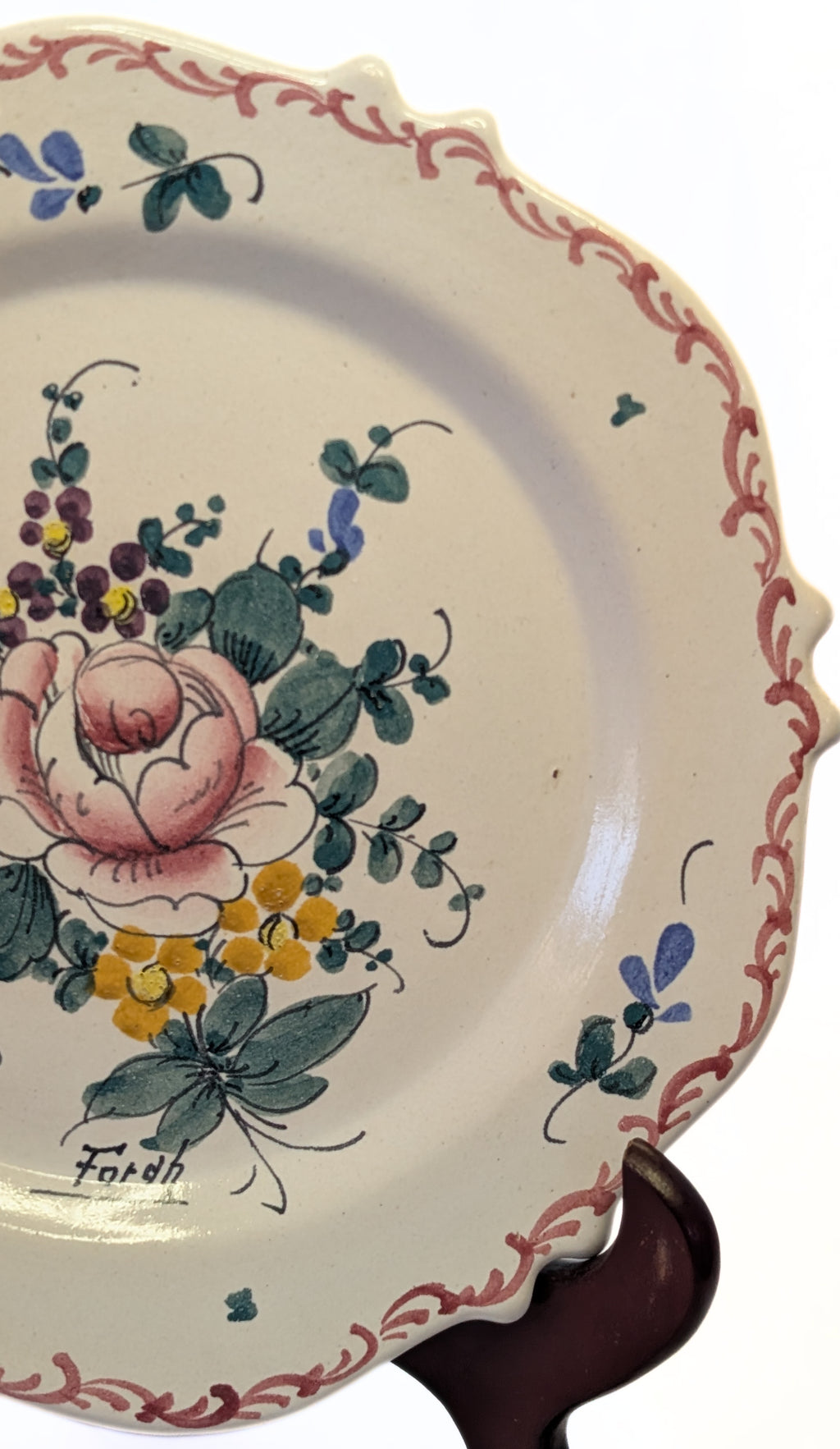 8" Creamware Plate - Leeds Design - Signed Forah - Simple  Bouquet