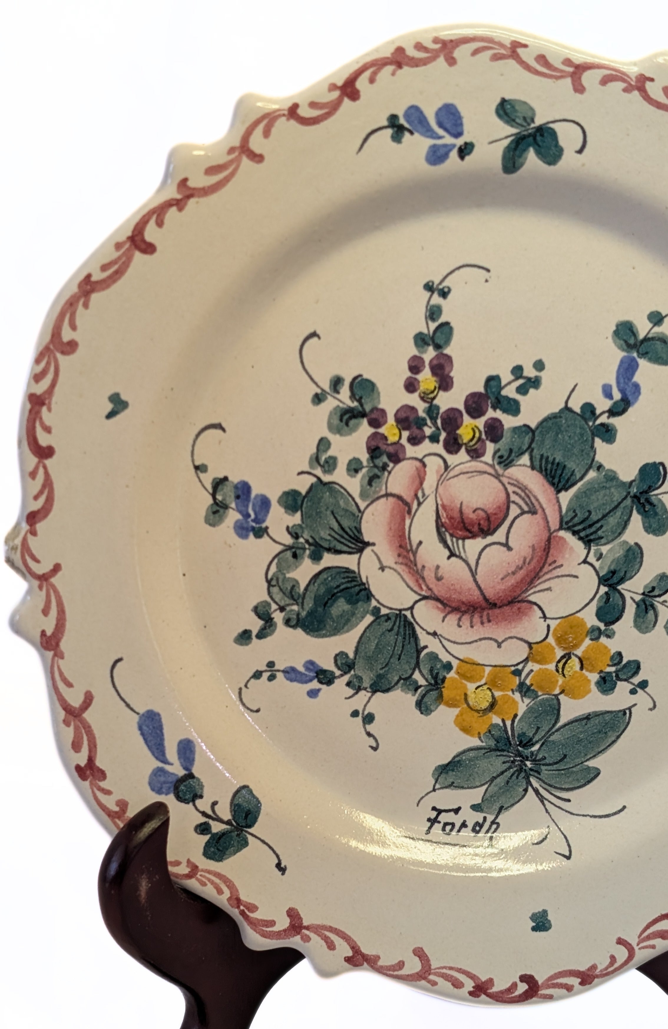 8" Creamware Plate - Leeds Design - Signed Forah - Simple  Bouquet