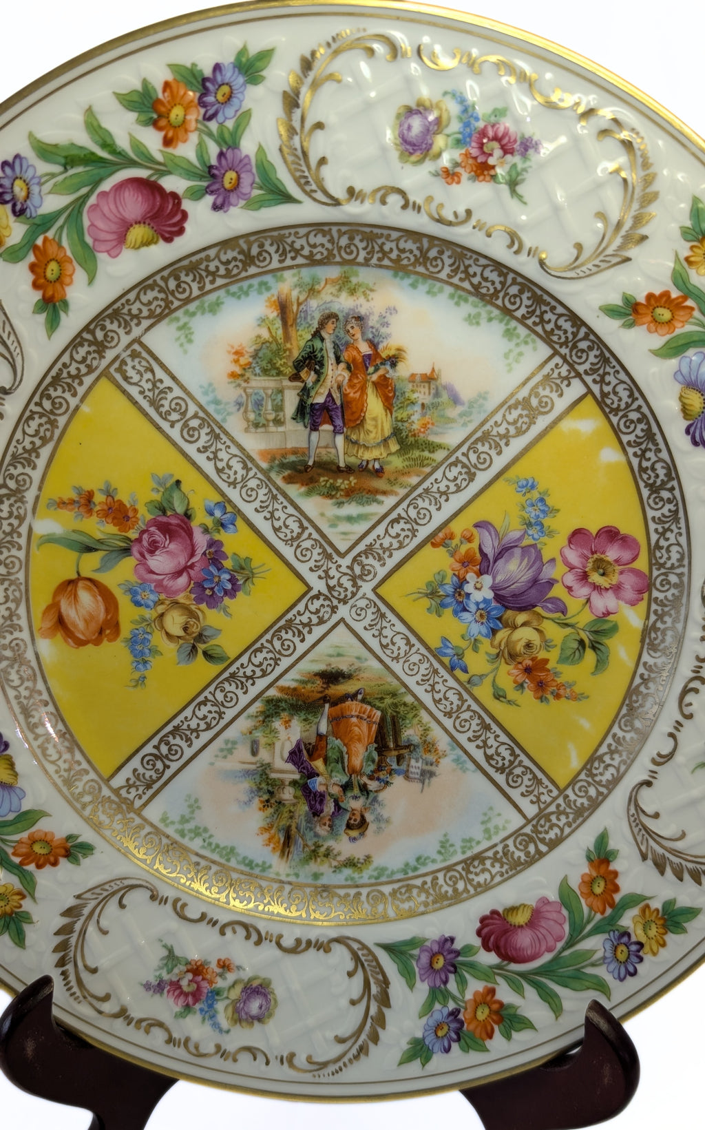 Schumann DRESDEN 11" Quatrefoil Charger Plate - Bavaria - Romance - Yellow