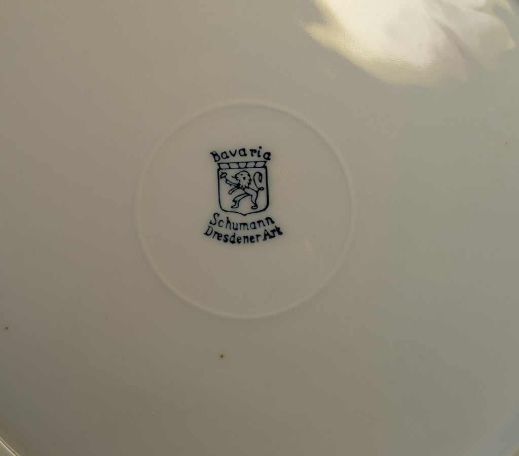 Schumann DRESDEN 11" Quatrefoil Charger Plate - Bavaria - Romance - Yellow
