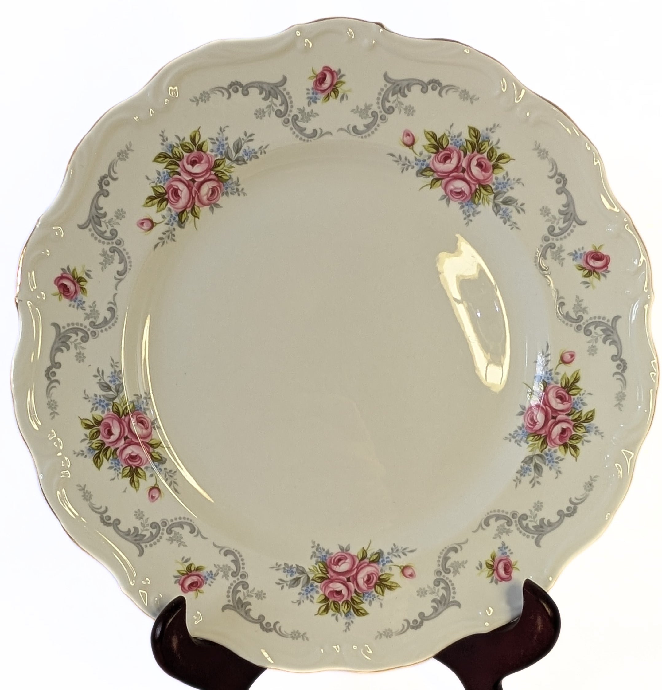 ROYAL ALBERT Fine Bone China - Tranquillity Pattern - 5 Pc. Dinner Set