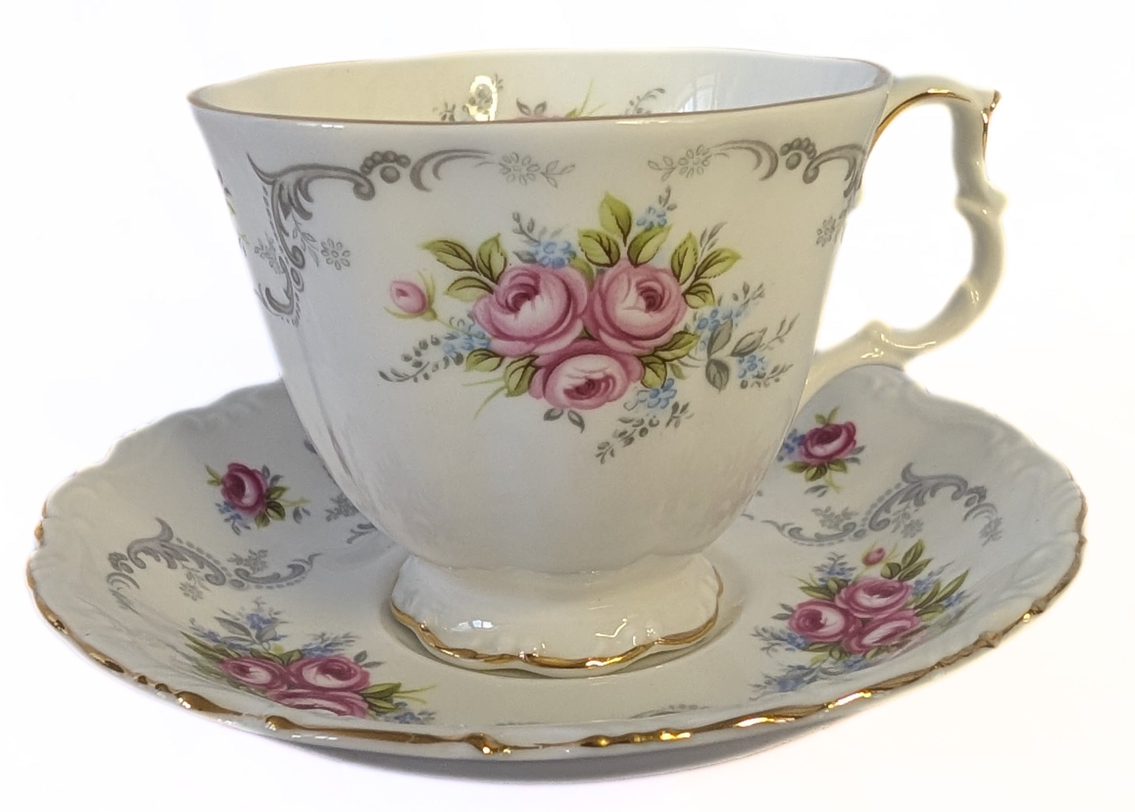 ROYAL ALBERT Fine Bone China - Tranquillity Pattern - 5 Pc. Dinner Set