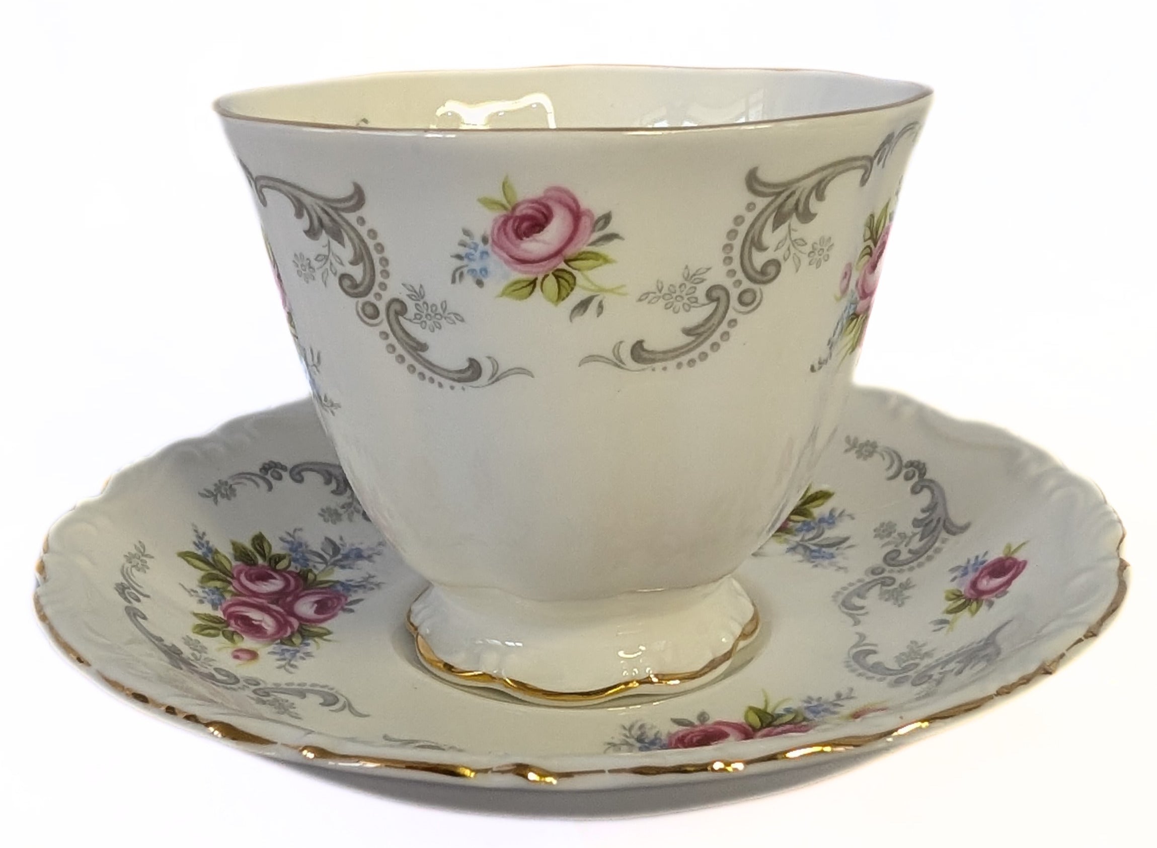 ROYAL ALBERT Fine Bone China - Tranquillity Pattern - 5 Pc. Dinner Set