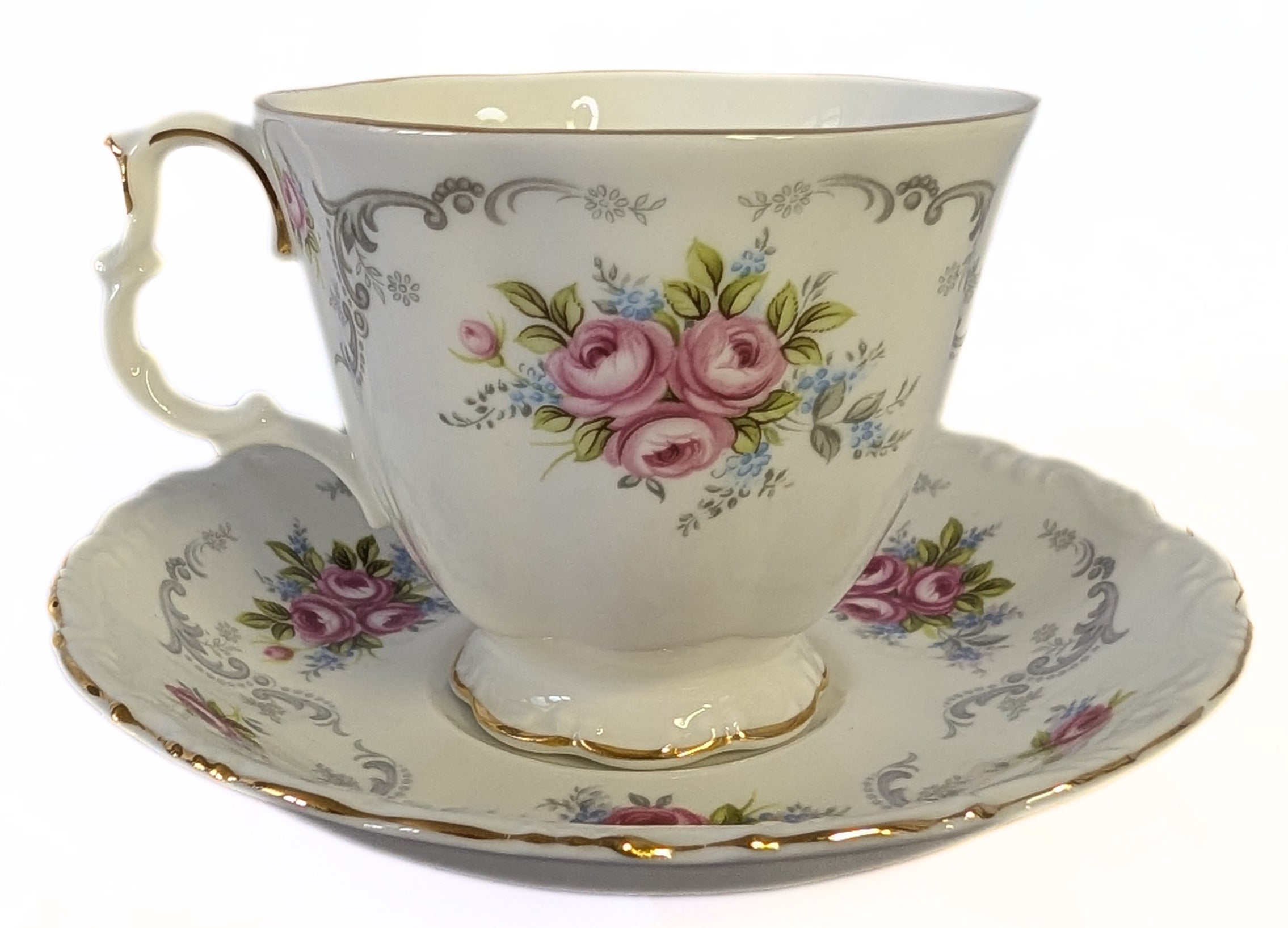 ROYAL ALBERT Fine Bone China - Tranquillity Pattern - 5 Pc. Dinner Set