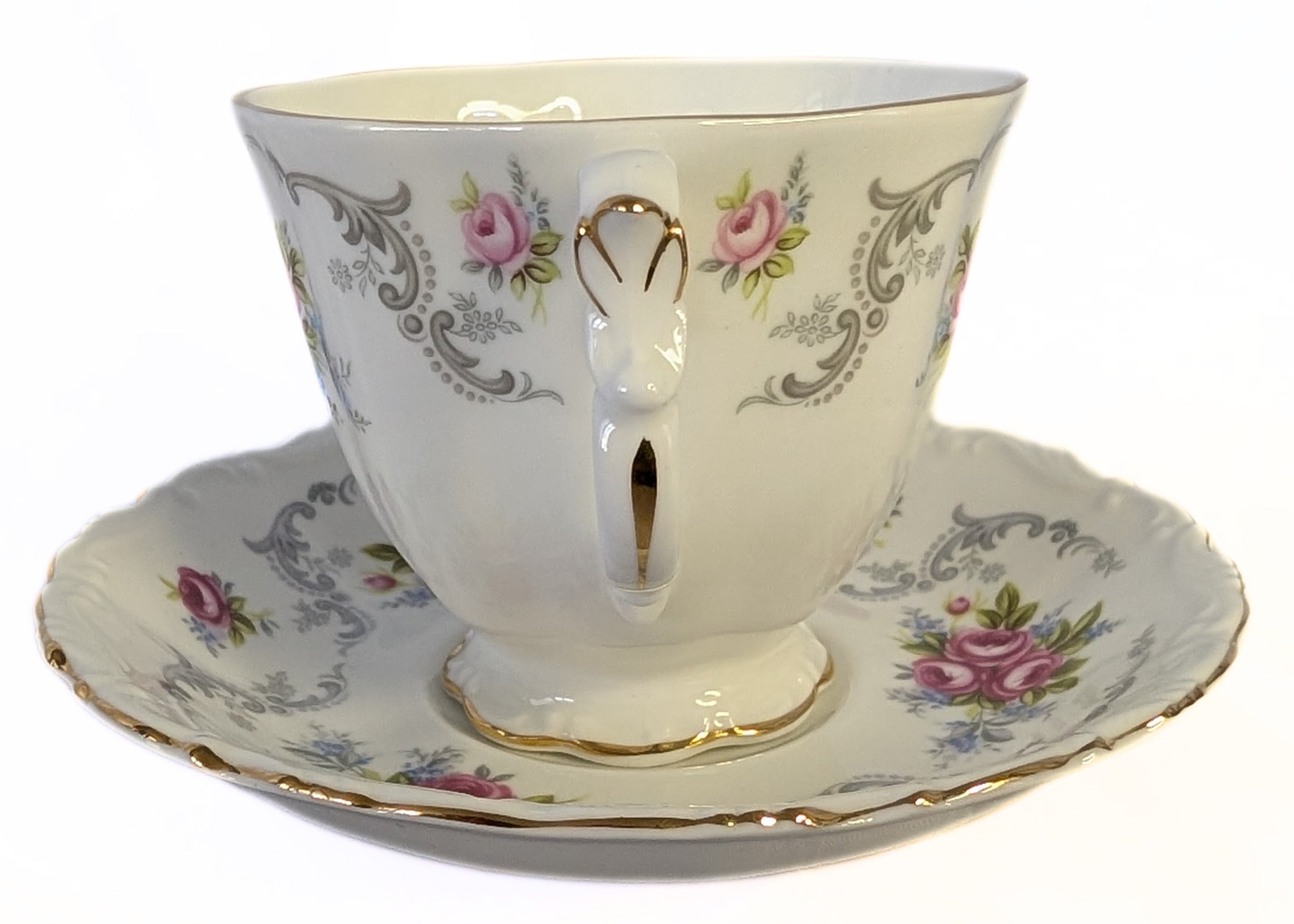 ROYAL ALBERT Fine Bone China - Tranquillity Pattern - 5 Pc. Dinner Set