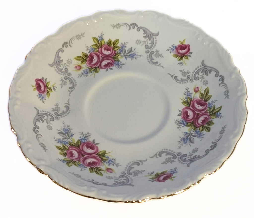 ROYAL ALBERT Fine Bone China - Tranquillity Pattern - 5 Pc. Dinner Set