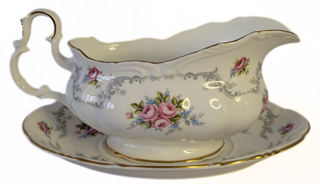 ROYAL ALBERT Fine Bone China - Tranquillity Pattern - Gravy Boat &amp; Undertray