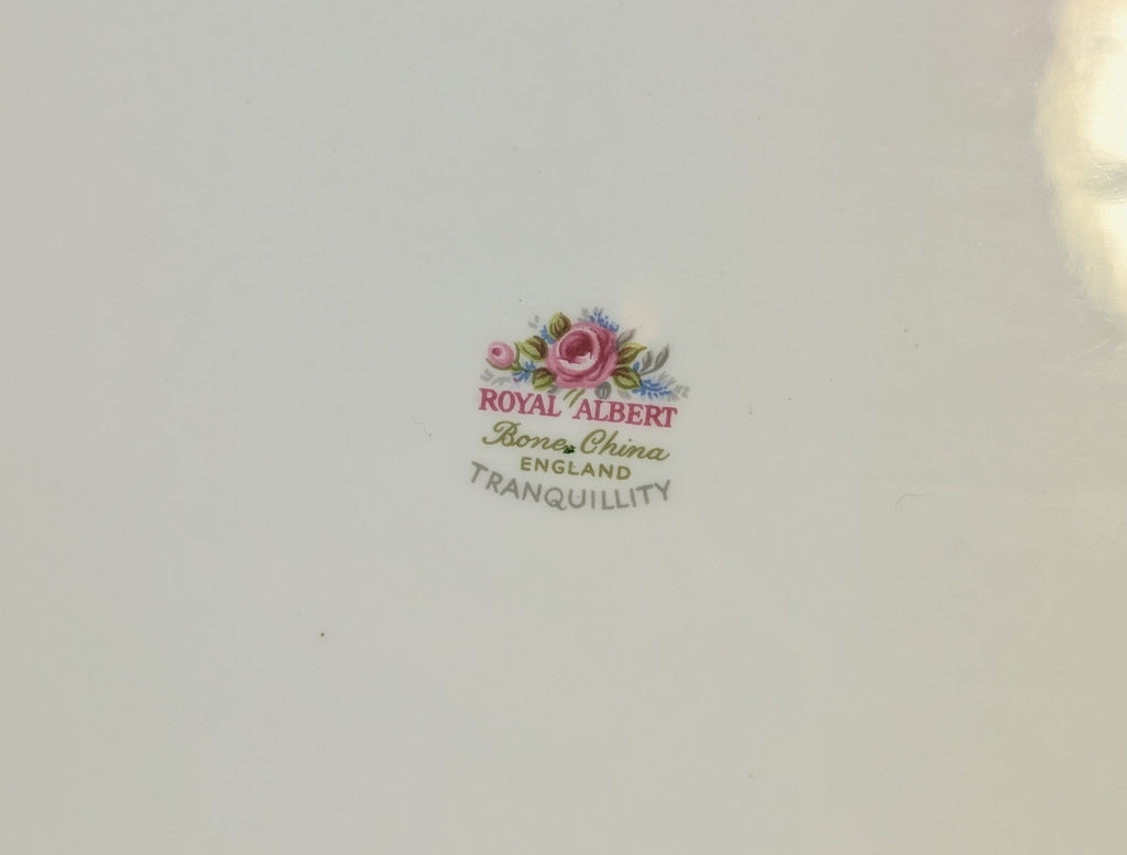 ROYAL ALBERT Fine Bone China - Tranquillity Pattern - Petit Four Serving Tray