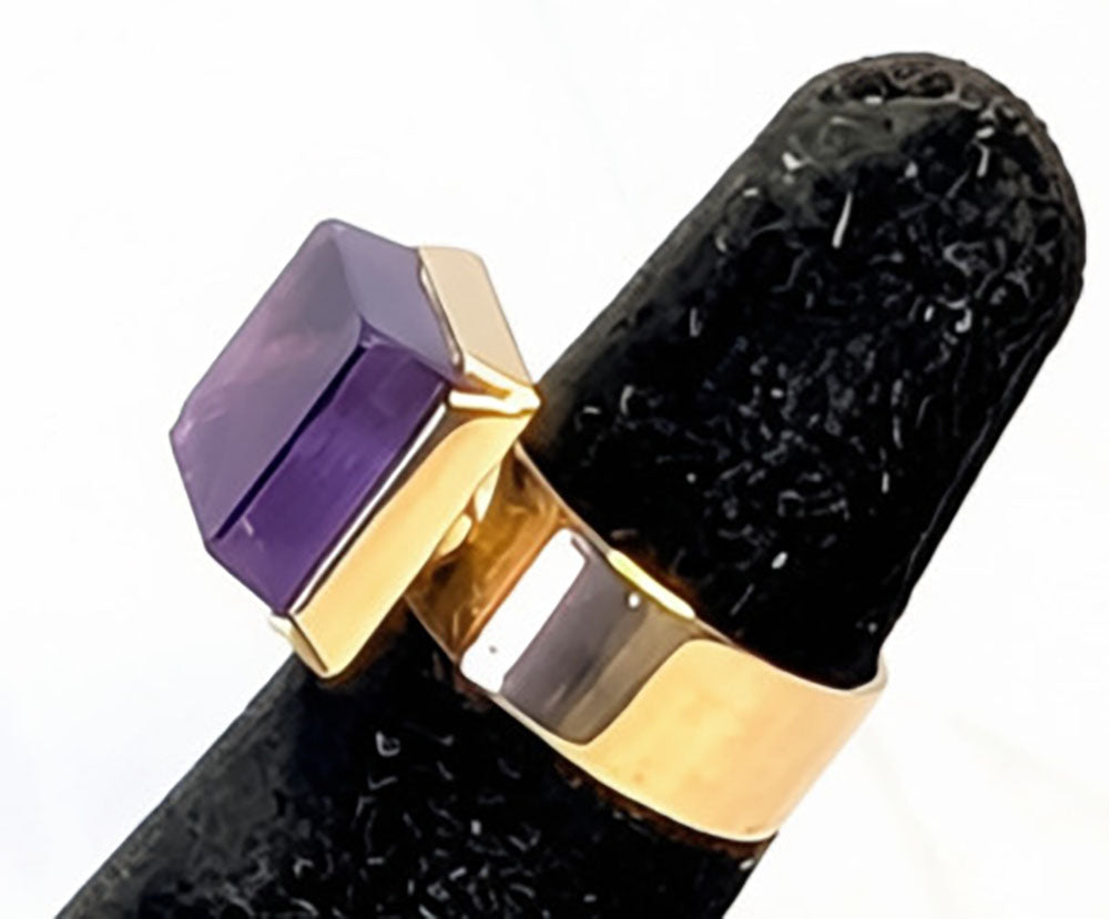 14Kt YG Designer Cubed Amethyst Solitaire Ring From Finland - Size 5