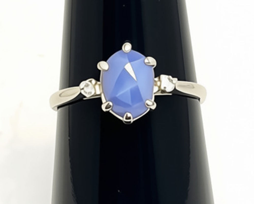10 Kt White Gold Star Sapphire & Diamond Ring - Size 6.25