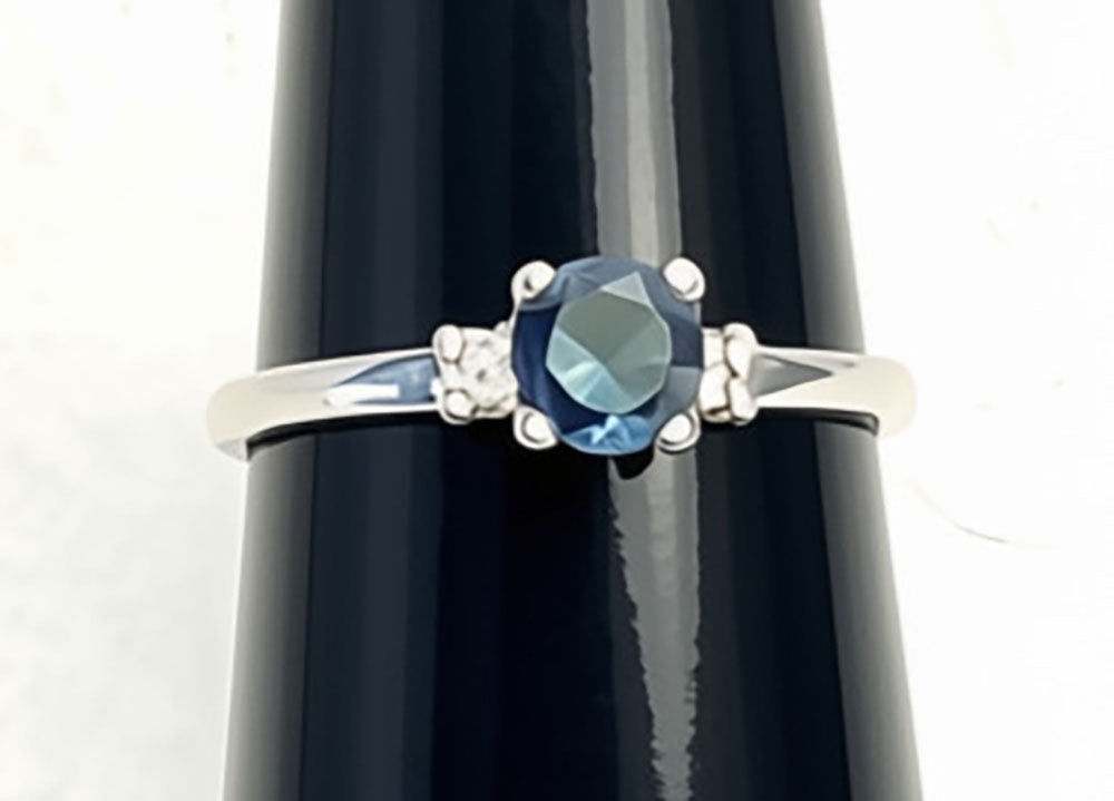 14Kt White Gold Sapphire & Diamond Ring - Size 7.25