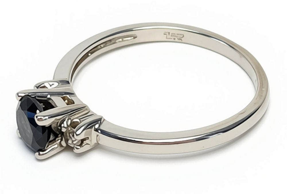 14Kt White Gold Sapphire & Diamond Ring - Size 7.25