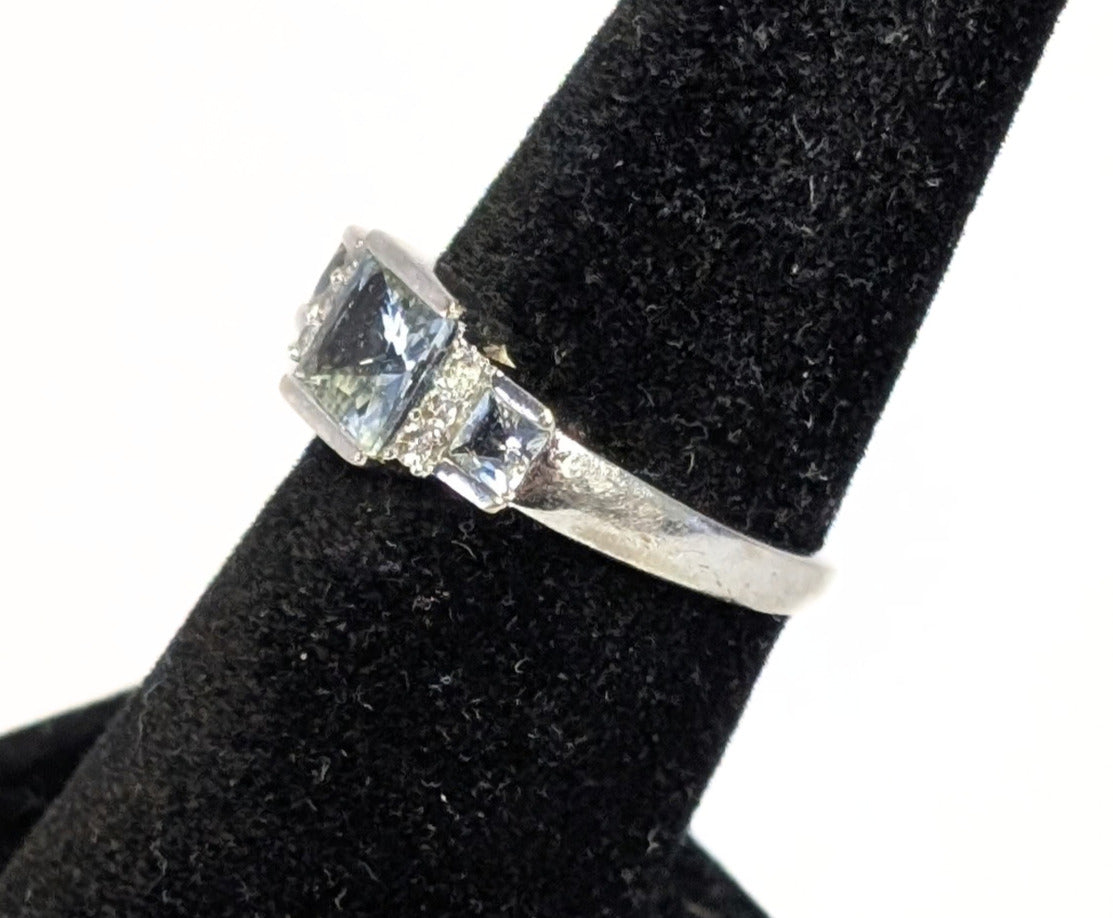 14 Kt White Gold Aquamarine &amp; Diamond Ring - Size 7
