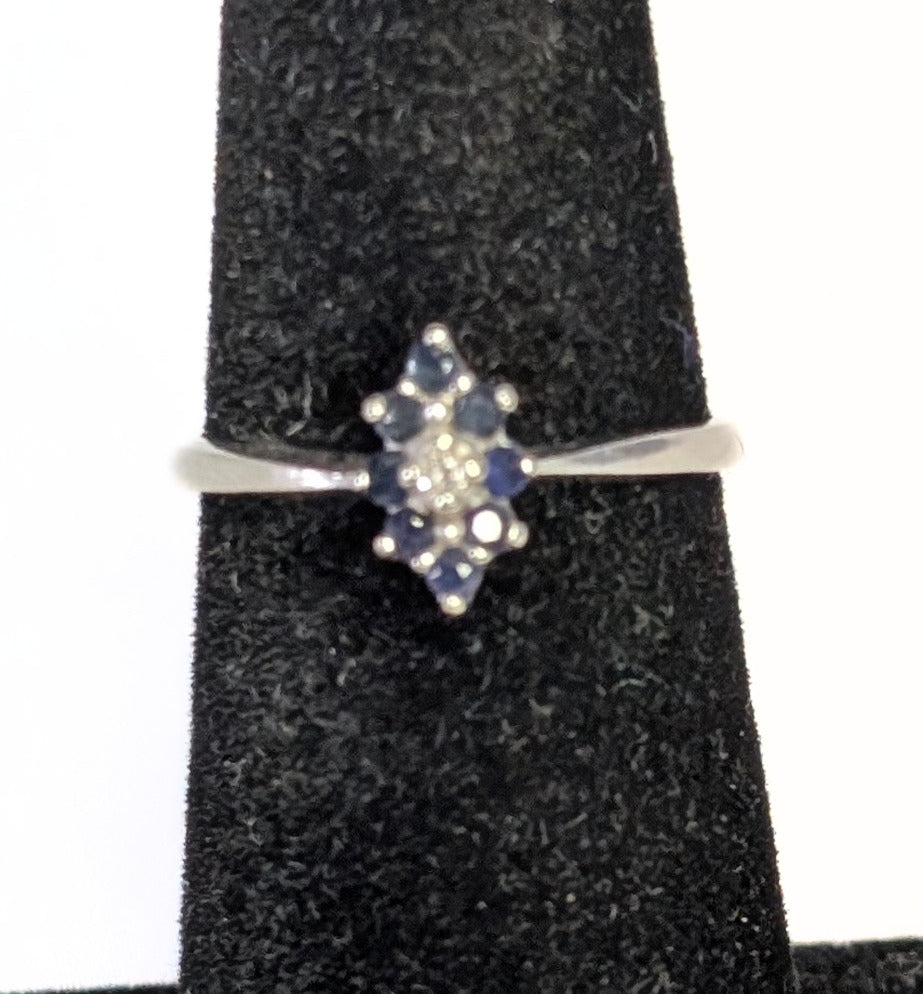 14 Kt White Gold Sapphire &amp; Diamond Ring - Size 6.5