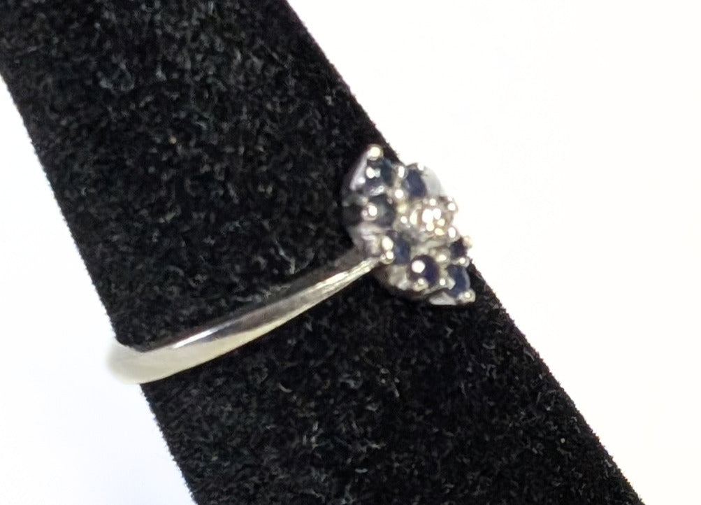14 Kt White Gold Sapphire &amp; Diamond Ring - Size 6.5