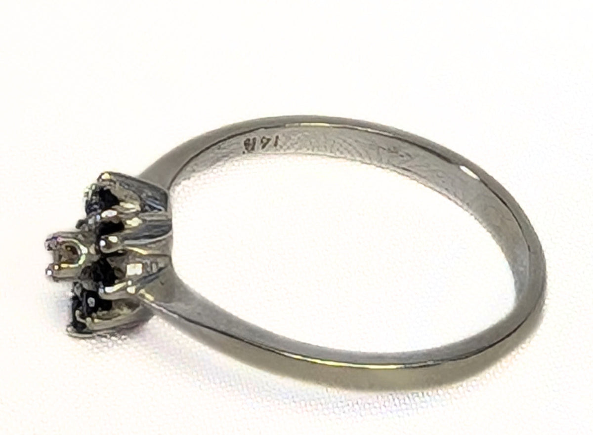 14 Kt White Gold Sapphire &amp; Diamond Ring - Size 6.5
