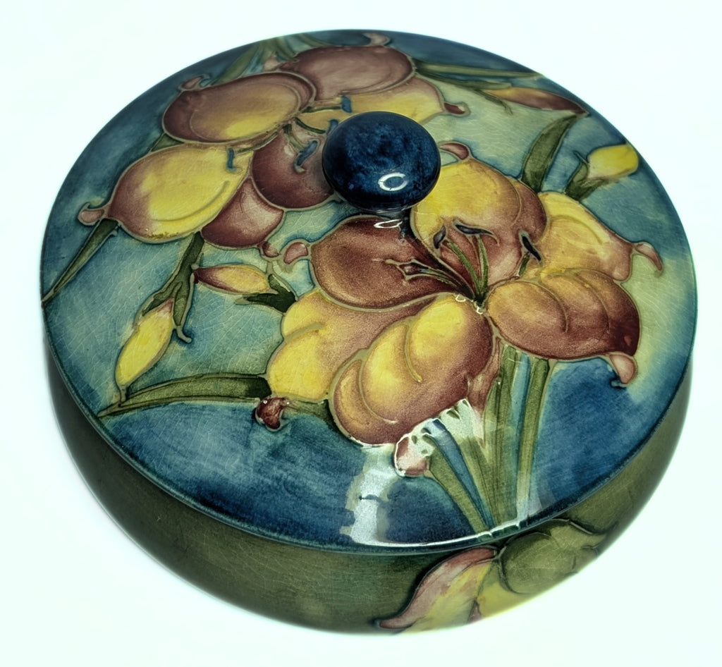 MOORCROFT Lidded Pottery Powder Bowl / Trinket Box - African Lily Pattern