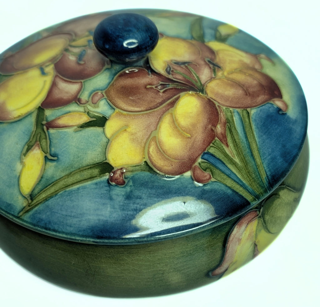 MOORCROFT Lidded Pottery Powder Bowl / Trinket Box - African Lily Pattern