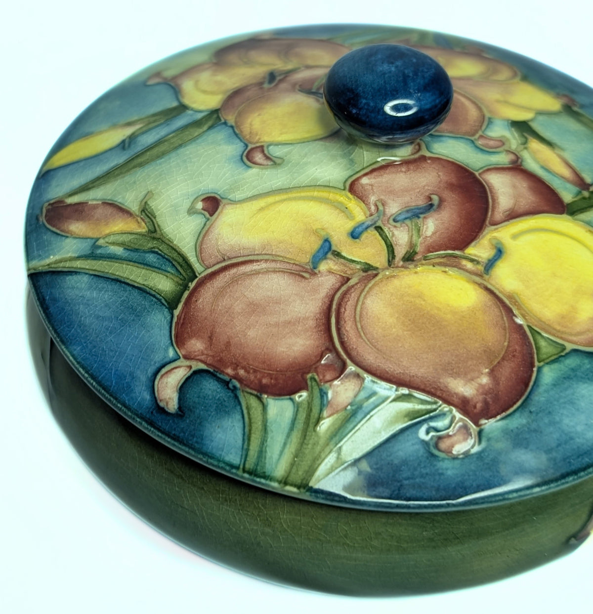 MOORCROFT Lidded Pottery Powder Bowl / Trinket Box - African Lily Pattern