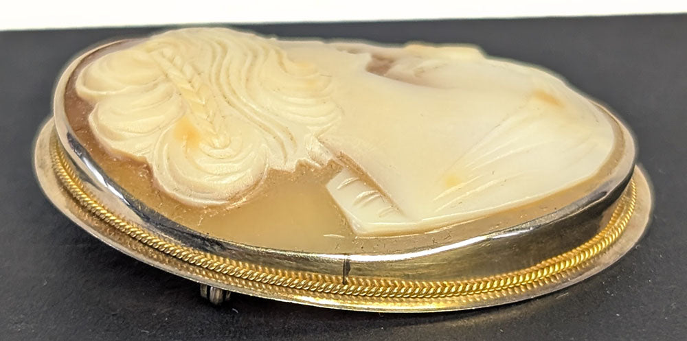 Antique 10 Kt Yellow Gold Convertible Cameo Brooch / Pendant