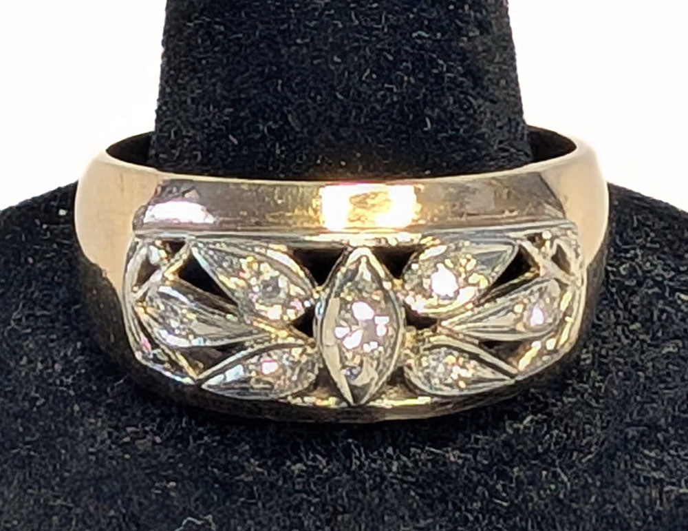 14 - 18Kt Yellow & White Gold Diamond Band / Ring - Size 9.5