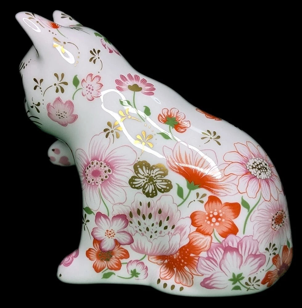 ROYAL CROWN DERBY Fine Bone China Flora Kitten Cat Figurine - Gold Seal