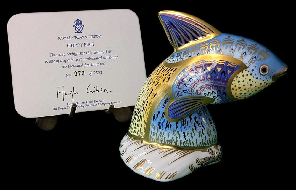 ROYAL CROWN DERBY Bone China Figurine / Paperweight - Guppy Fish - 970/2500