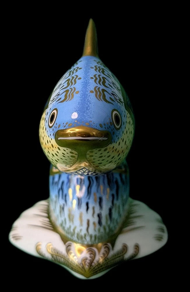ROYAL CROWN DERBY Bone China Figurine / Paperweight - Guppy Fish - 970/2500