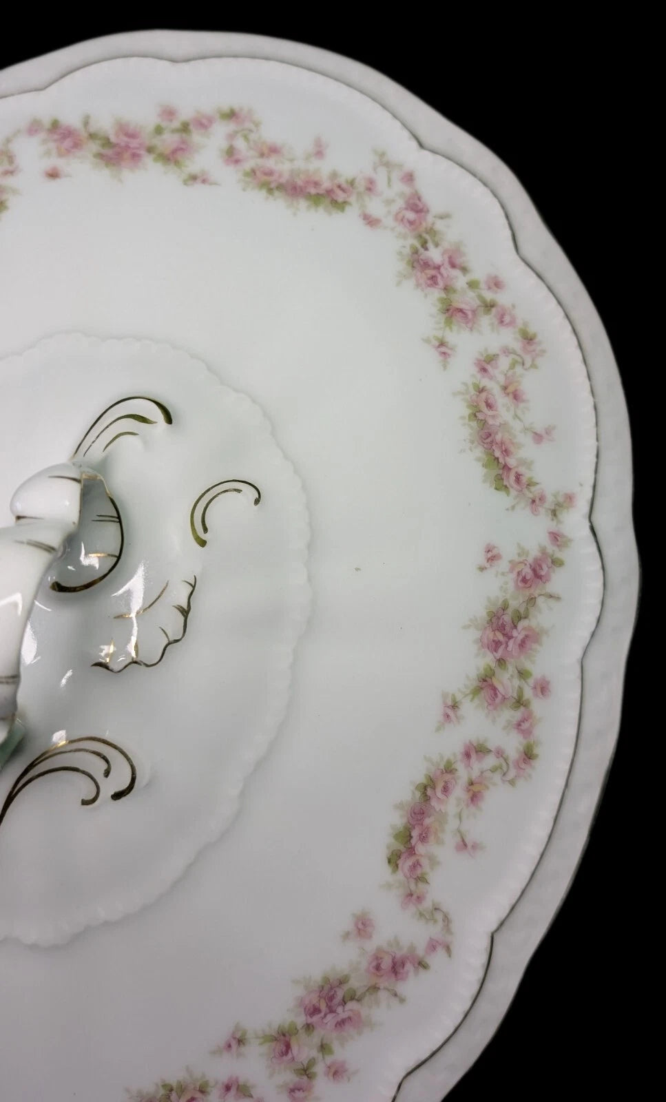 Oval Soup Tureen Lid - Z S & Co (Scherzer) - Scalloped, Roses - Bavaria