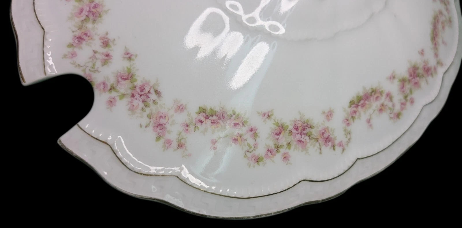 Oval Soup Tureen Lid - Z S & Co (Scherzer) - Scalloped, Roses - Bavaria