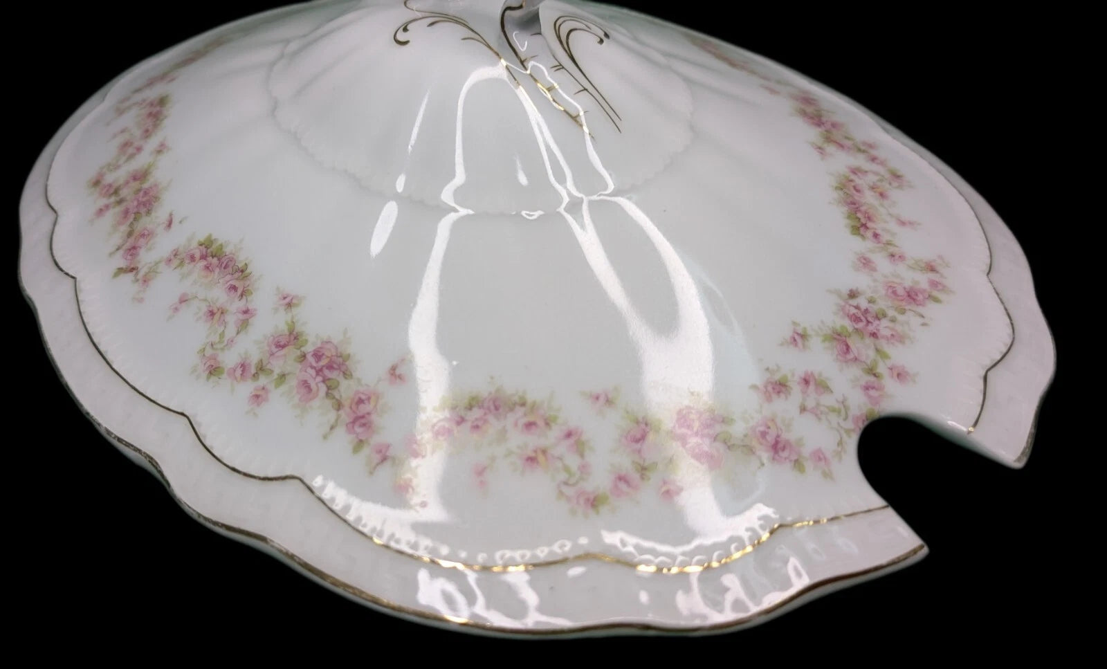 Oval Soup Tureen Lid - Z S & Co (Scherzer) - Scalloped, Roses - Bavaria