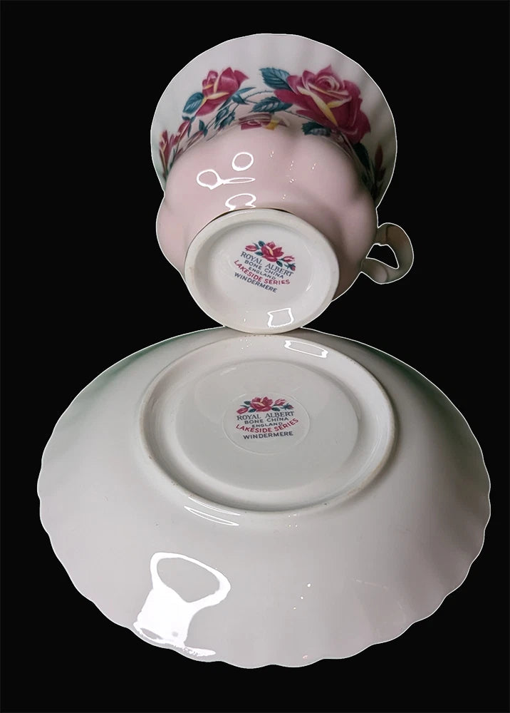 ROYAL ALBERT Bone China Tea Cup & Saucer - Lakeside Series - Windemere