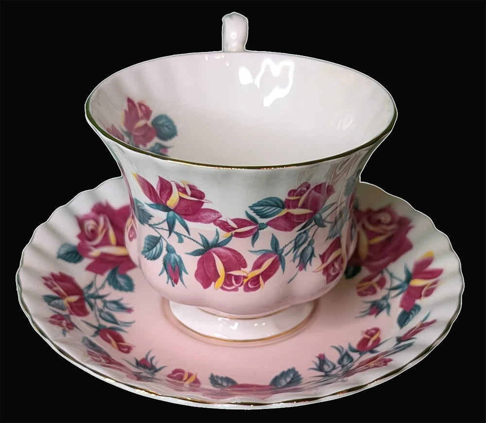 ROYAL ALBERT Bone China Tea Cup & Saucer - Lakeside Series - Windemere