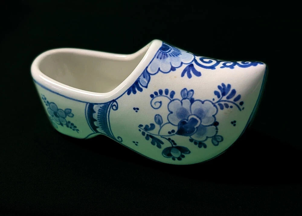 Vintage Delft Blue &amp; White Clog Shoe Trinket - 4.5"